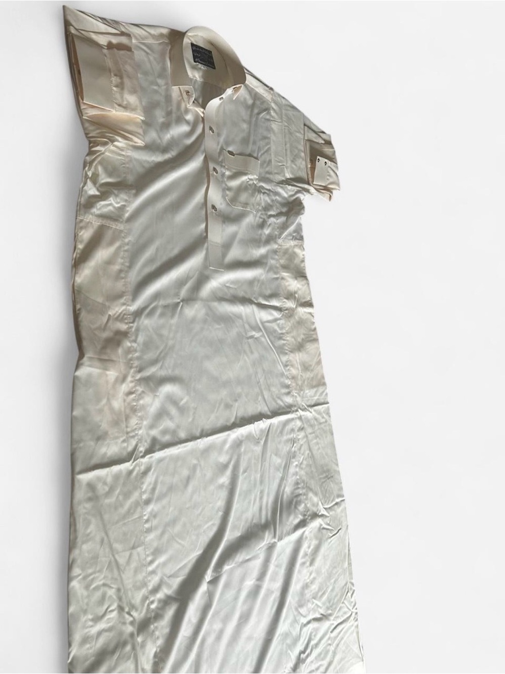 Men’s thobe Satin Long Dress - Cream size 26 length 62